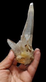 quartz crystal cluster pakistan skardu hashupi mine