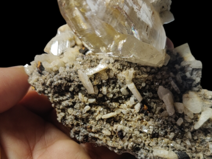 Rare quartz cluster with albite shape fully terminated from hashupi mine, Shigar, Skardu